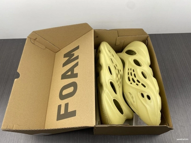 RNNR Foam Adidas Yeezy Sulfur GV6775 0802